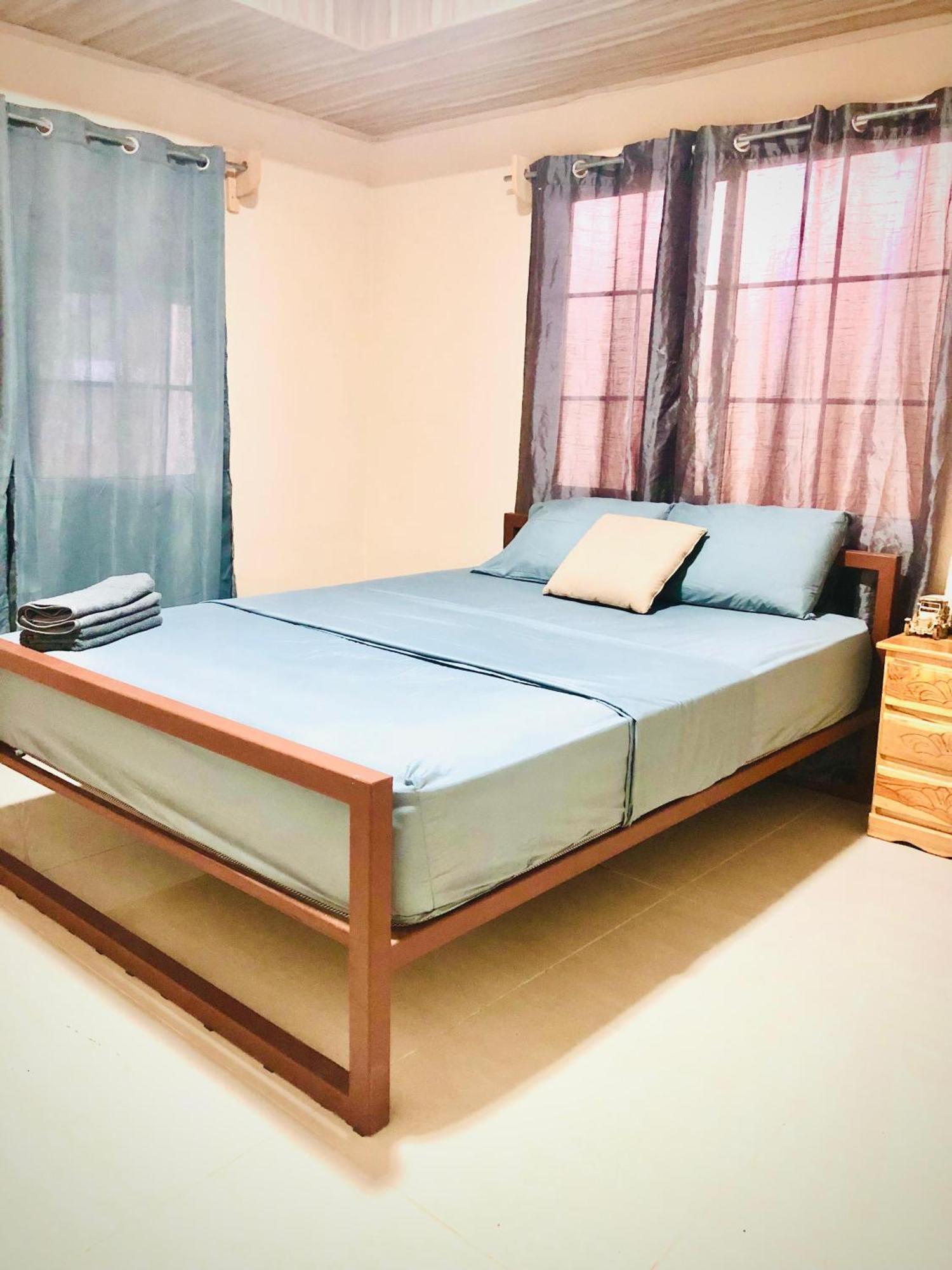 Isabella Hostel And Pool Alto Boquete ภายนอก รูปภาพ