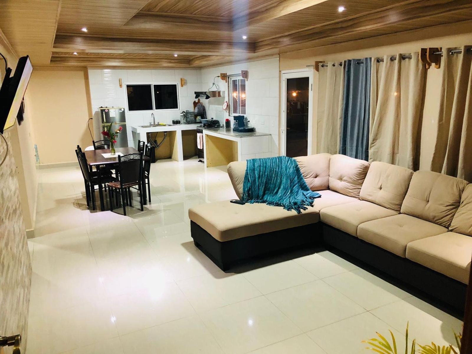 Isabella Hostel And Pool Alto Boquete ภายนอก รูปภาพ